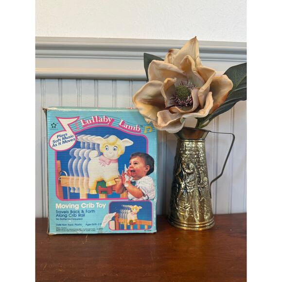 Vintage 1980s Lullaby Lamb Crib Toy Musical Moving Baby Nursery Toy - Picture 2 of 6